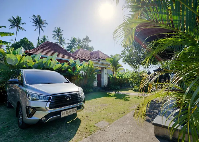Kubu Kapas Bali Villa *