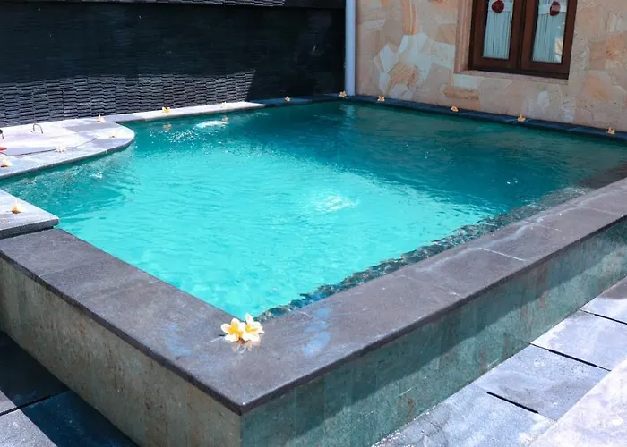 Kubu Kapas Bali Villa
